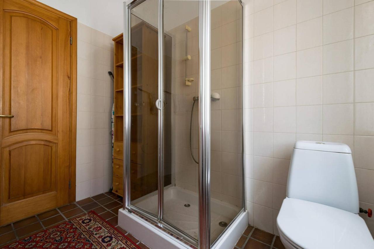 Guest House On Maksimova 9 Алма Ата Екстериор снимка