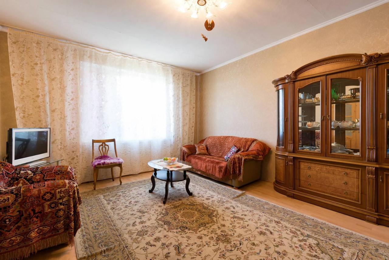 Guest House On Maksimova 9 Алма Ата Екстериор снимка